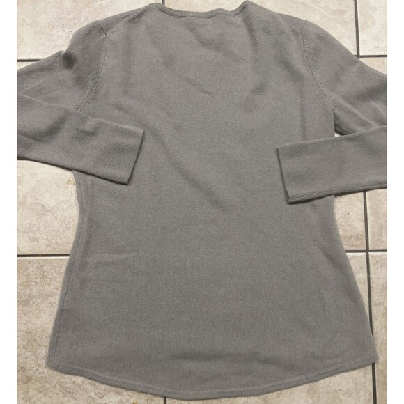 Neiman Marcus Sweater Womens Small Grey 100% Cashmere Long Sleeve Crew Neck - Picture 2 of 5